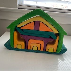 Glueckskaefer - All-in One Stacking House (Green) wooden toy